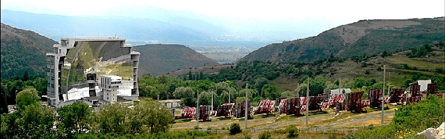 The-Solar-Furnace-at-Odeillo-in-the-Pyrenees-Orientales-in-France-image-on-wikipedia.jpg The-Solar-Furnace-at-Odeillo-in-the-Pyrenees-Orientales-in-France-image-on-wikipedia.jpg